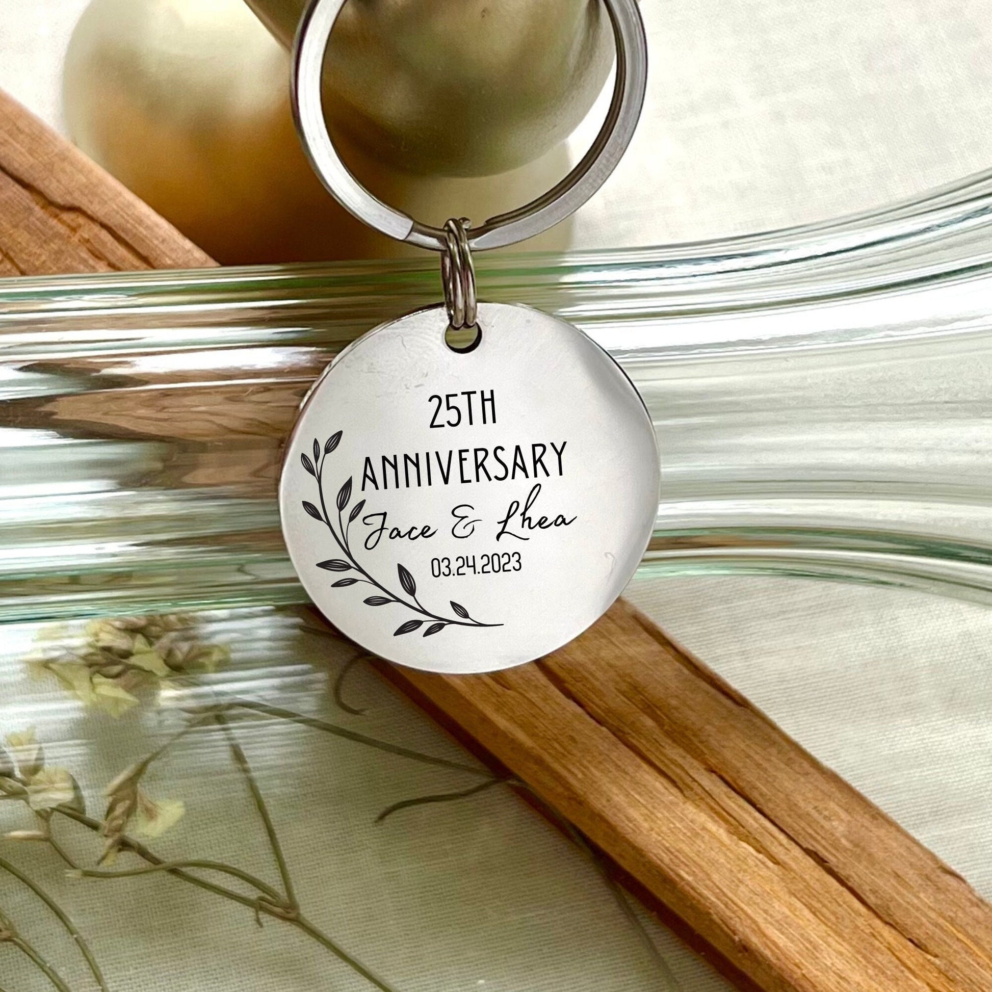 Anniversary Keychain - Timeless Love Keepsake for Special Moments